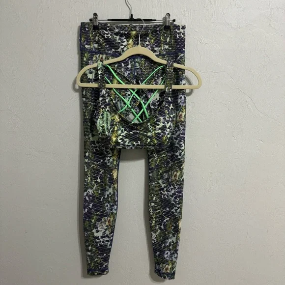 Lululemon Wunder Under Pant - Picture 7 of 7